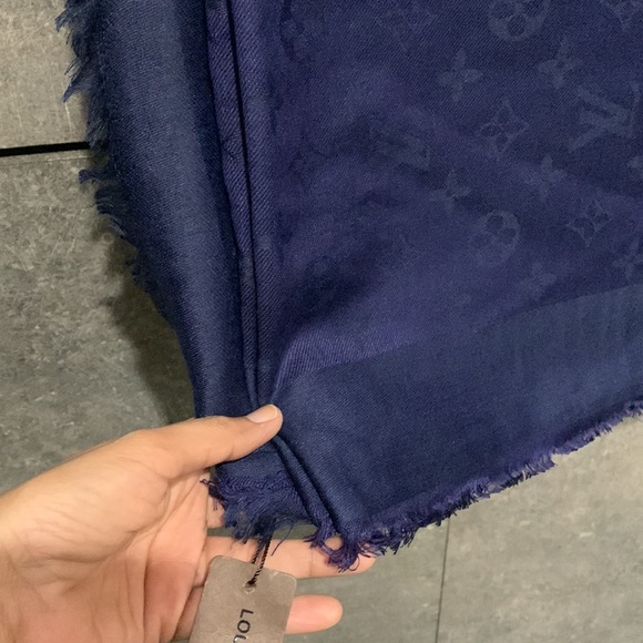 Brand New LV Blue stole - Picture 3 of 5